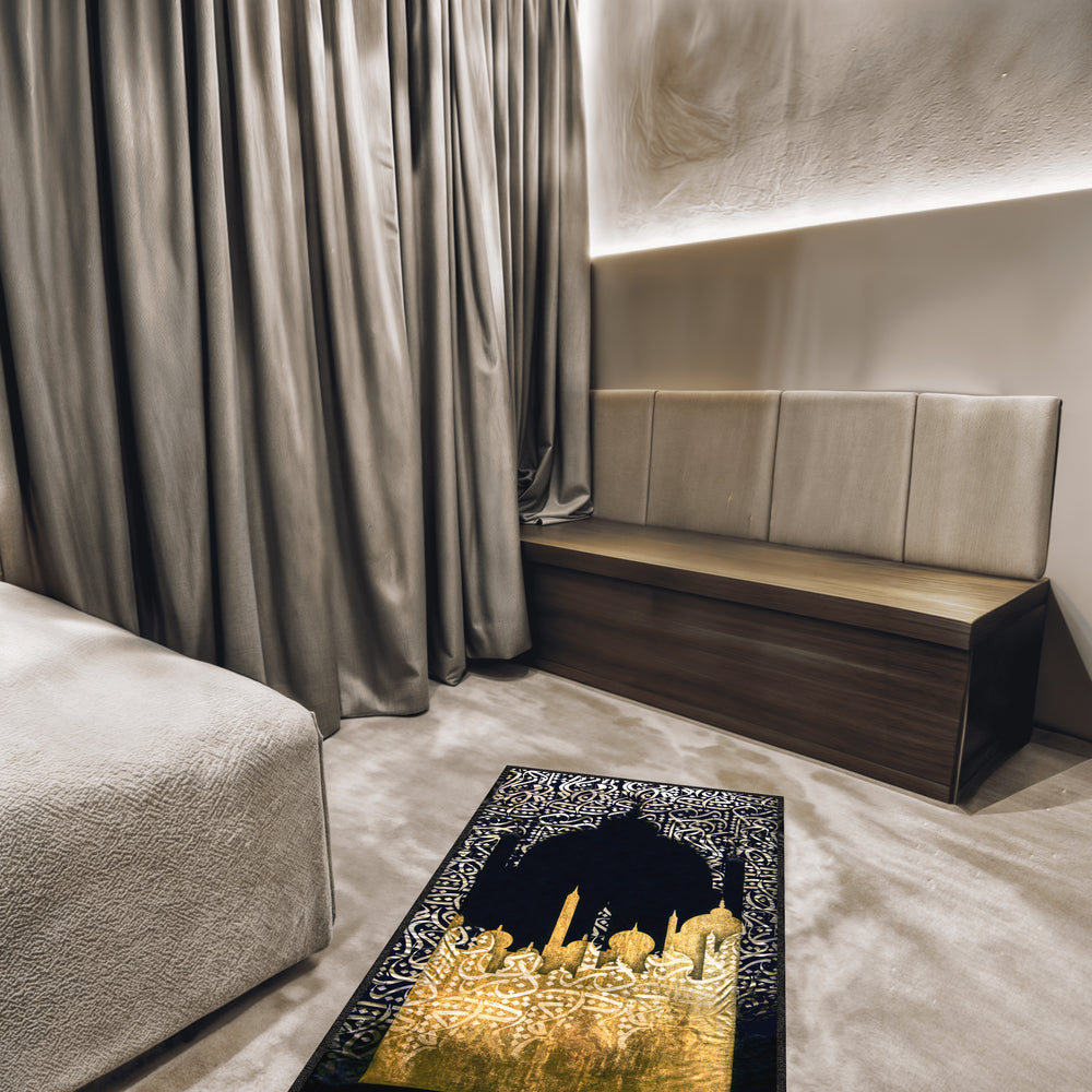 Tapis de prière rembourré avec calligraphie arabe sombre