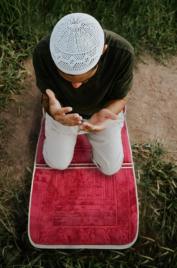 Foldable Prayer Rug with Back Rest