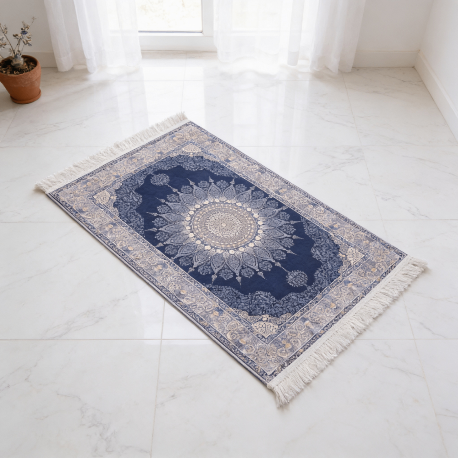 Woven in Türkiye.